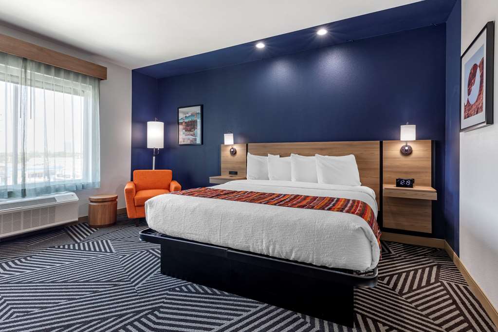 Best Western Plus Amarillo East Hotel - photo 13