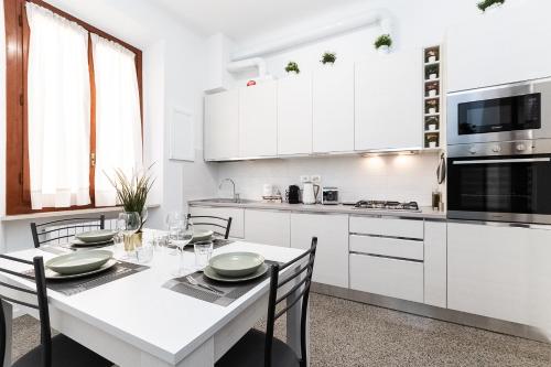 200 Mt dal centro La Piazzetta — 4-Star Luxury Hotel in Varazze, Italy