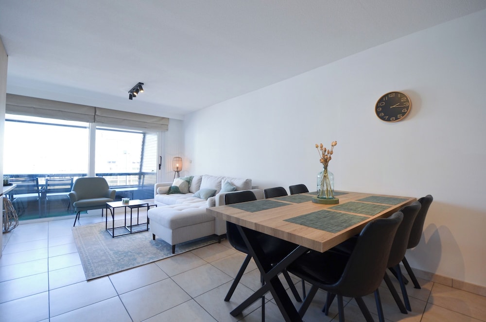 Apartment With Terrace Near sea — 4-Star Luxury Hotel in Koksijde, Belgium