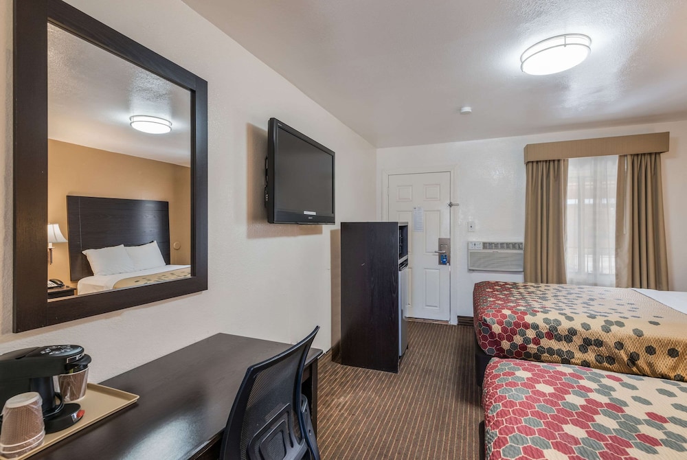 Rodeway Inn Flagstaff Downtown - photo 28