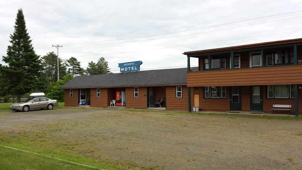 Bear Paw Inn - photo 19