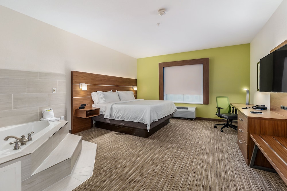 Holiday Inn Express Suites Van Buren Ft Smith Area by IHG - photo 29