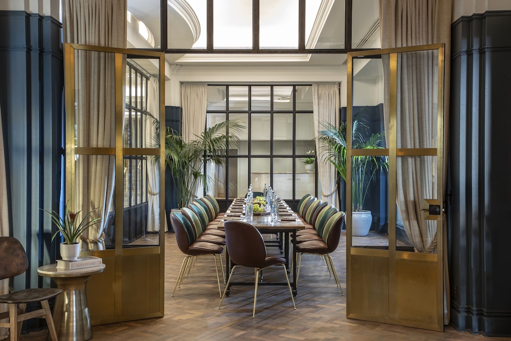 Fairmont Miramar Hotel - photo 105