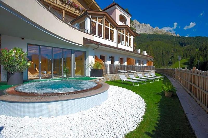 Hotel Obereggen in Nova Ponente, Italy