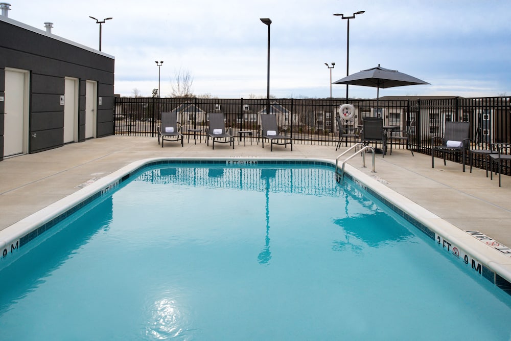 Fairfield Inn & Suites by Marriott Charlotte University Research Park - photo 22