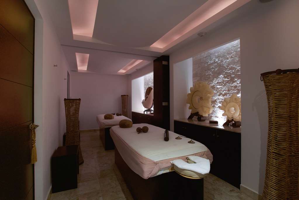 Spa massage table