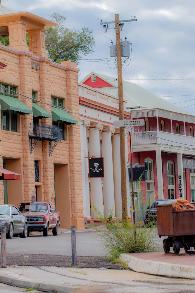 The Block Hotel Bisbee - photo 34