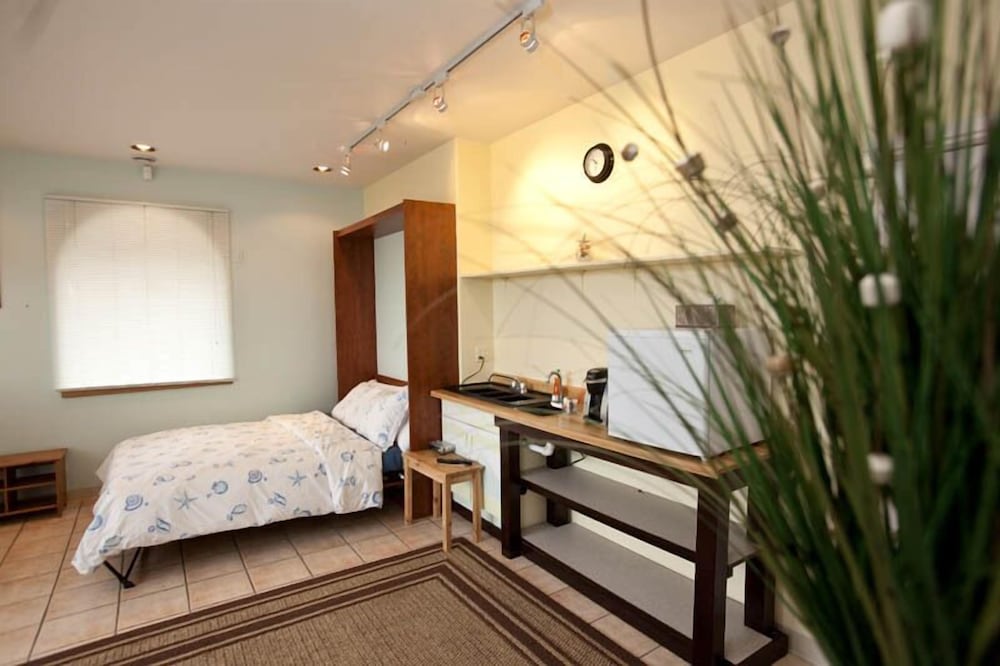 Driftwood Inn and Seaside Lodges - photo 71
