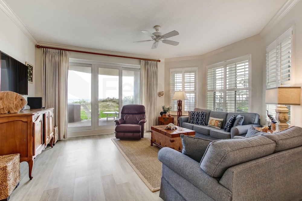 Ocean Place Condo with Direct Access to the Beach by RedAwning Fernandina Beach — 4-Star Luxury Hotel in Fernandina Beach, United States