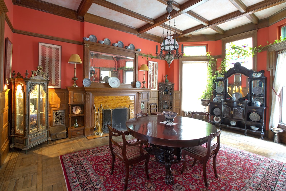 Suites in a Manhattan Mansion - photo 28