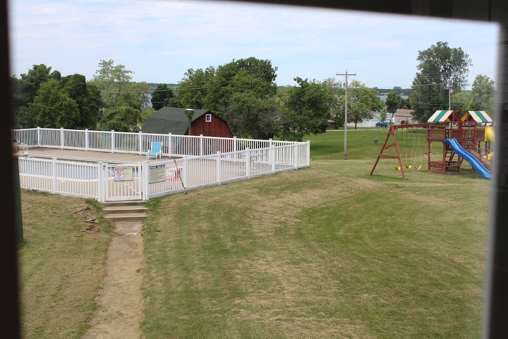 The Stonefence Resort - photo 105