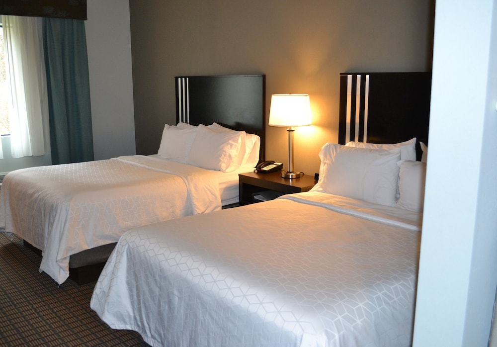 Holiday Inn Express Hotel & Suites Selinsgrove by IHG - photo 8