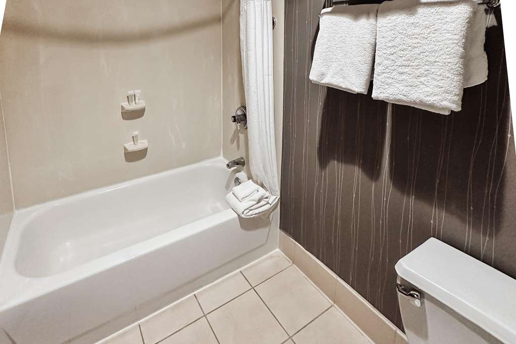 Country Inn & Suites by Radisson Columbus Edinburgh - photo 17