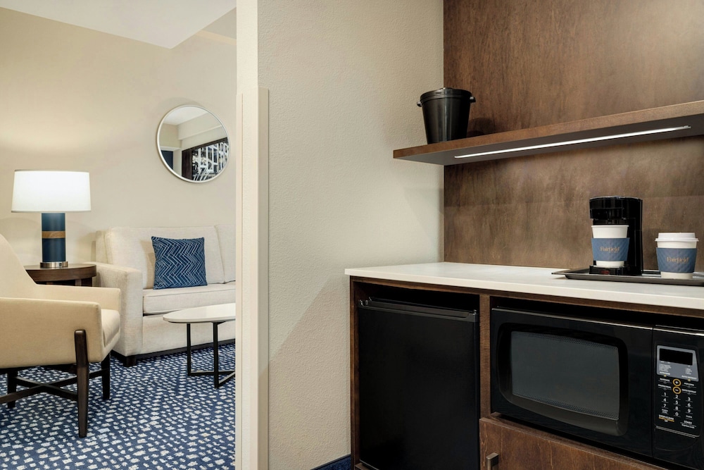 Fairfield Inn & Suites New Orleans Downtown - photo 9