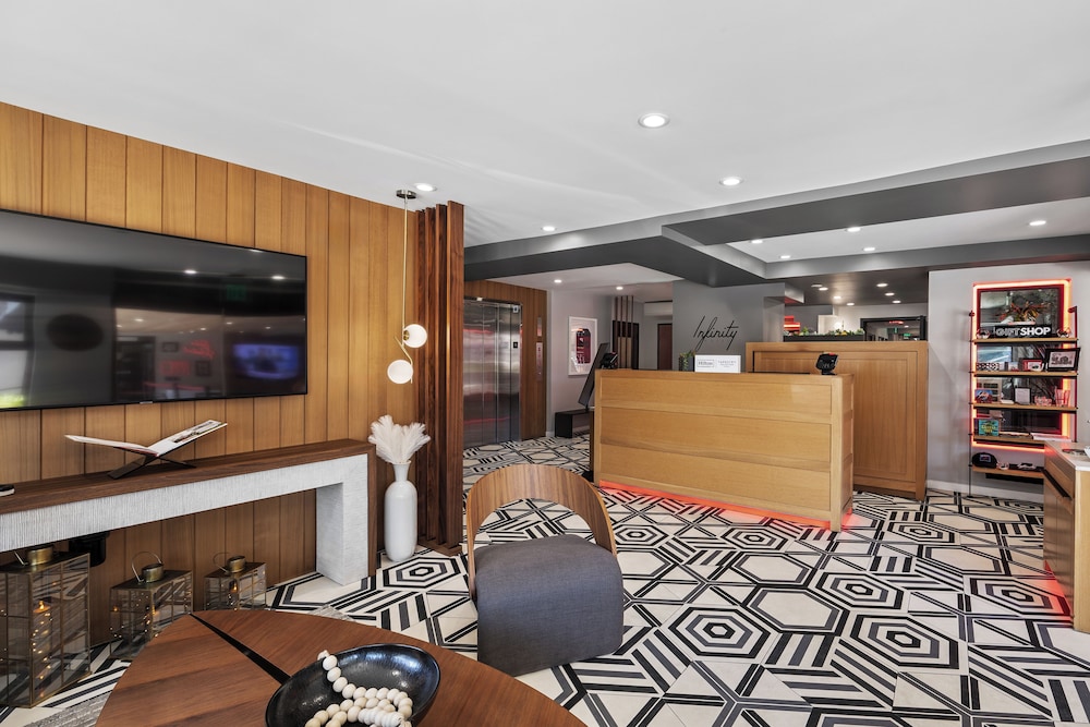 Infinity Hotel San Francisco Tapestry Collection by Hilton - photo 17