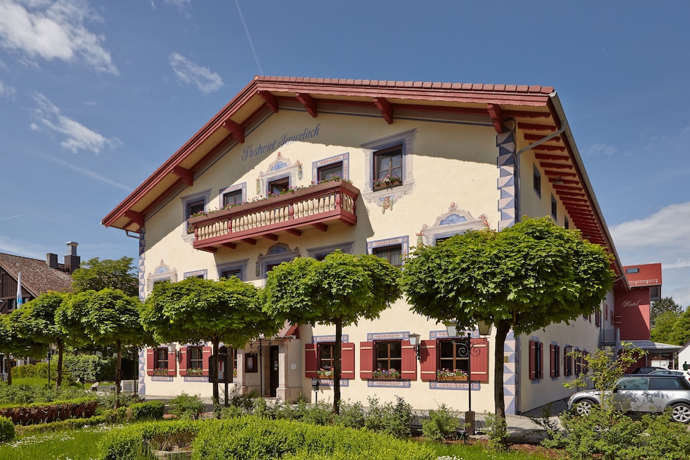 Hotel Sauerlacher Post - carbon neutral hotel in Sauerlach
