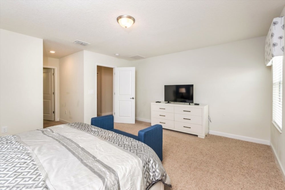 Rent a Luxury Townhome on Storey Lake Resort Minutes From Disney Orlando Townhome 2709 - photo 6