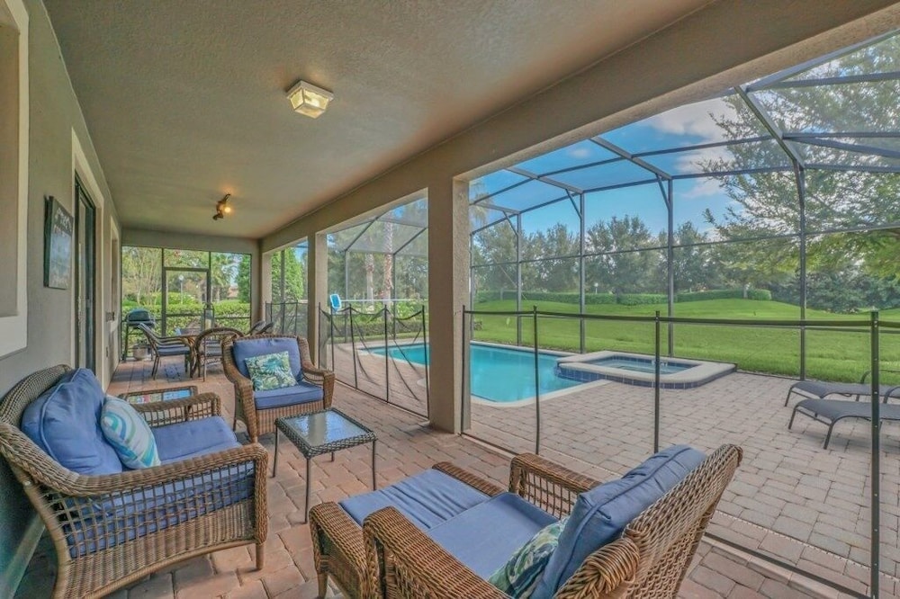 Relaxing Pool Home With Extra Space In #1 Resort 8 Bedroom Villa - photo 43