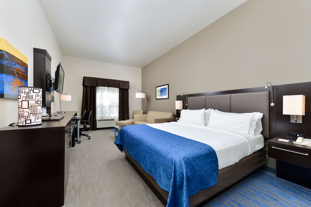 Holiday Inn Express St. Louis West O'Fallon by IHG - photo 11