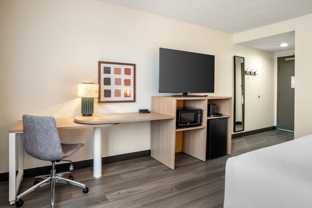 Spark by Hilton Kannapolis - photo 19