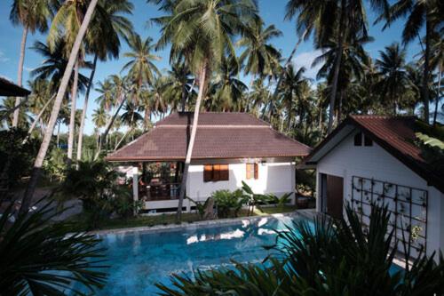 Coconut Tree Homestay — 4-Star Luxury Hotel in Prachuap Khiri Khan, Thailand