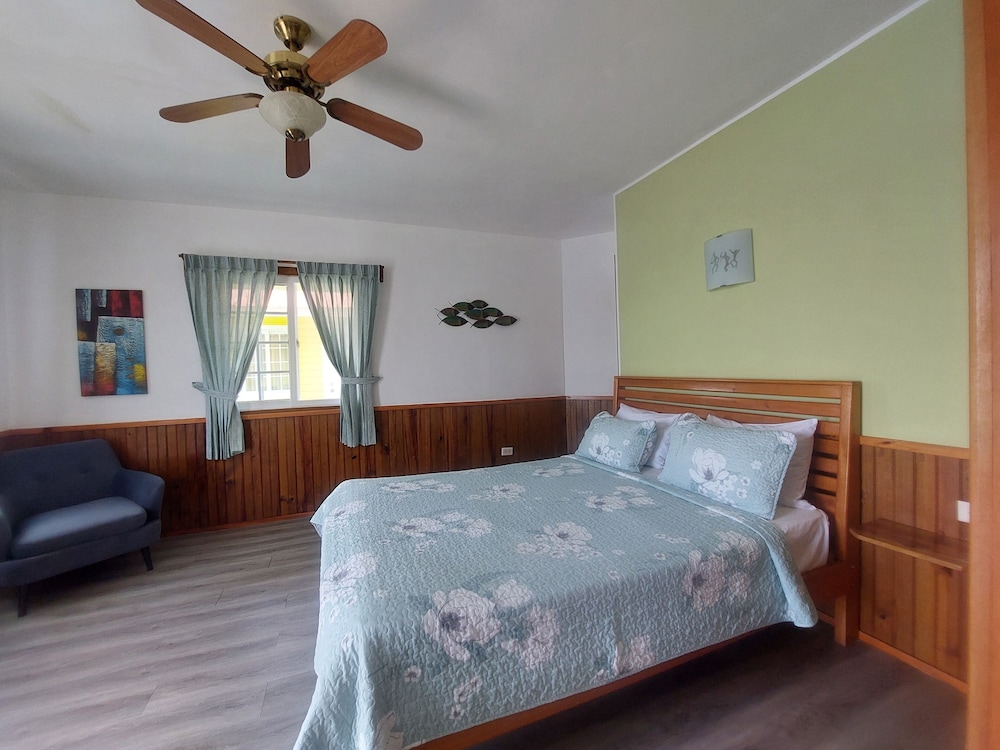 Faro del Colibri — Bocas Del Toro — photo 4