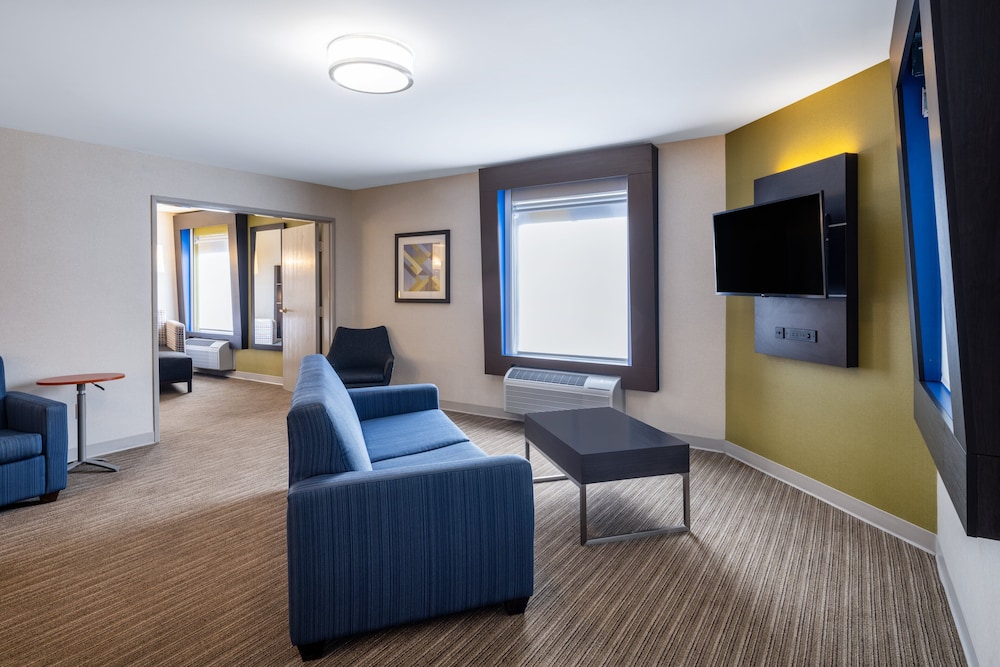 Holiday Inn Express Corydon by IHG - photo 18