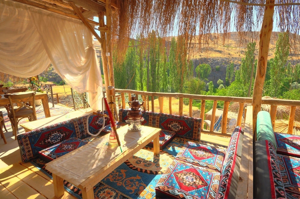 Belisirmacave - last minute hotel in Guzelyurt