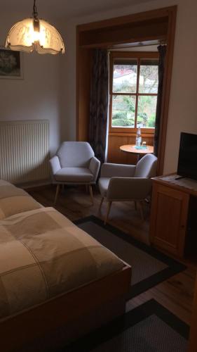 Pension Gästehaus Zum Pfälzerwald — Hinterweidenthal — photo 2
