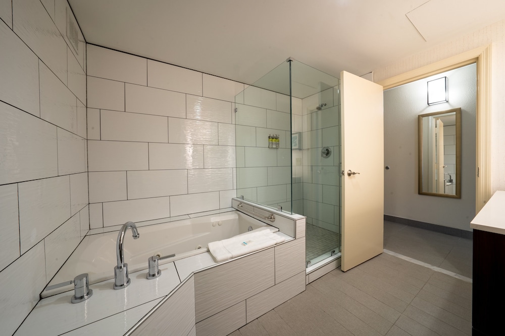 Holiday Inn Lansdale Hatfield by IHG - photo 10