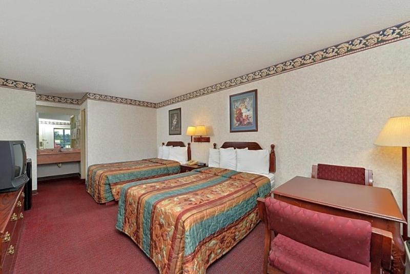 Americas Best Value Inn Valdosta Lake Park - photo 11