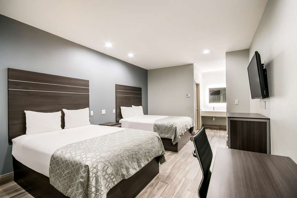 Americas Best Value Inn & Suites NE Houston Downtown I 610 - photo 6