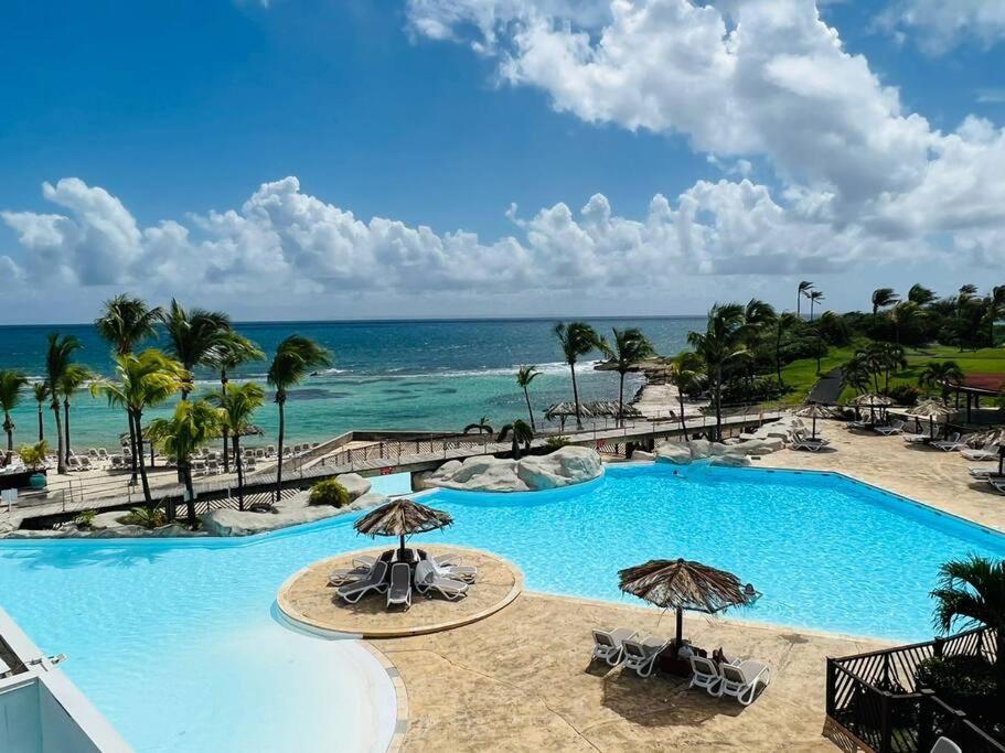 Appartement Manganao beach — 4-Star Luxury Hotel in Saint-Francois, Guadeloupe