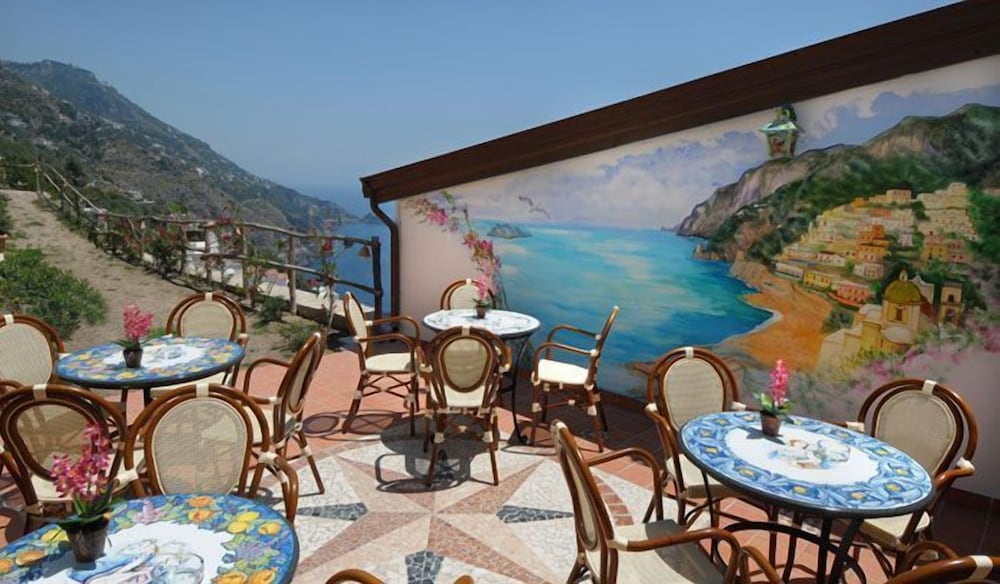 Locanda degli Dei — hotel in Praiano