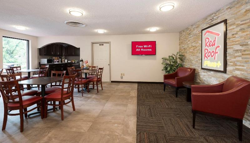 Red Roof Inn PLUS & Suites Opelika - photo 5