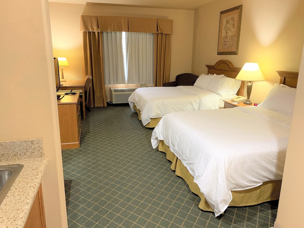 Holiday Inn Express & Suites Alice an IHG Hotel - photo 4