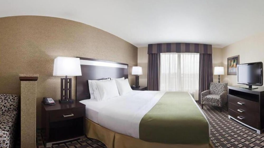 Holiday Inn Express Hotel & Suites Limerick Pottstown by IHG - photo 7