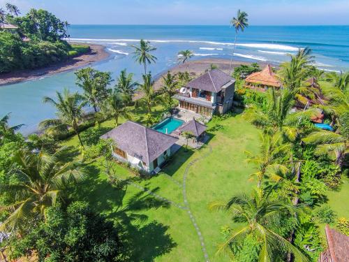 Beach Villa Balian — 4-Star Luxury Hotel in Bali, Indonesia