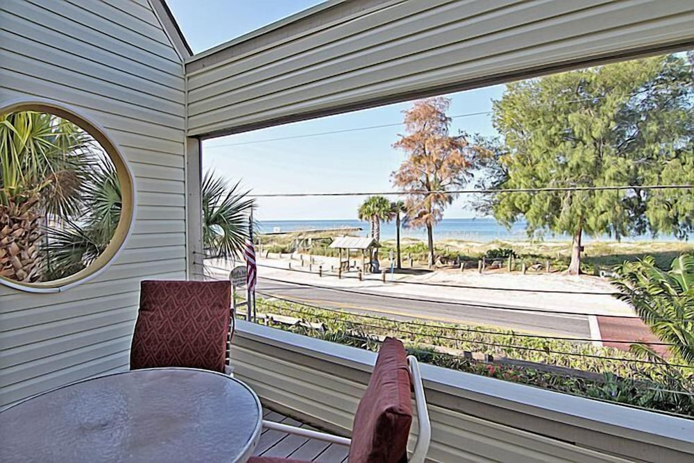 Bird's Nest Beach Townhomes - photo 27