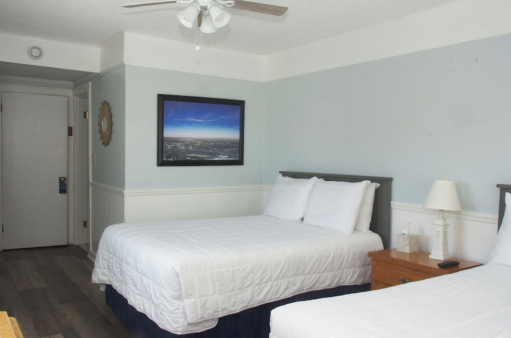 Vineyard Harbor Motel Private Beach - photo 110