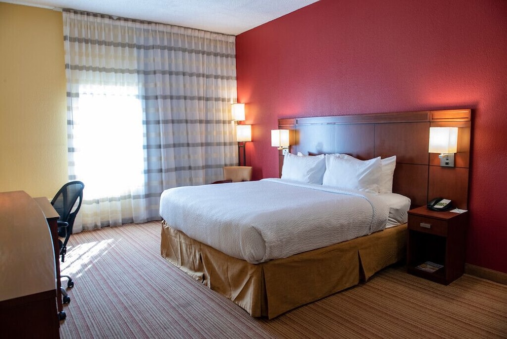 Courtyard by Marriott Shreveport Airport - photo 12