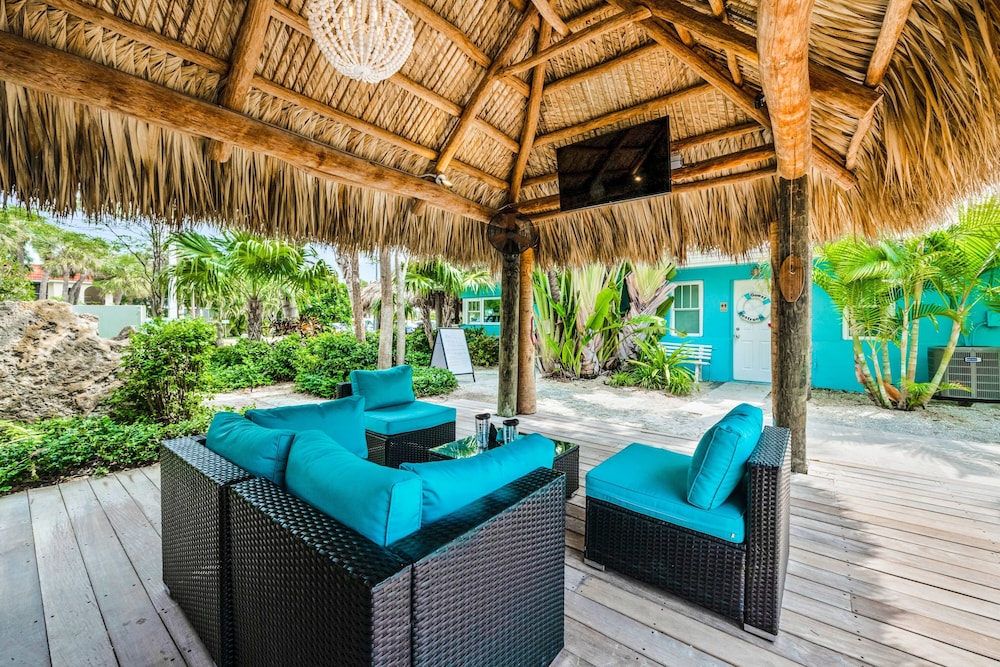 Tropical Breeze Resort - photo 3