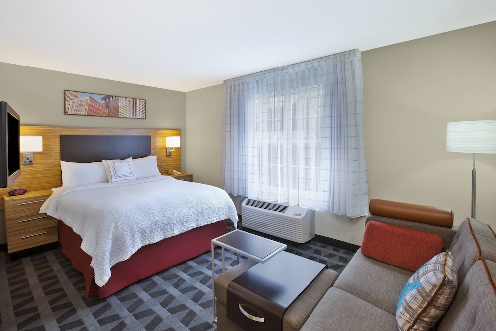 Towneplace Suites By Marriott Brookfield - featured photo