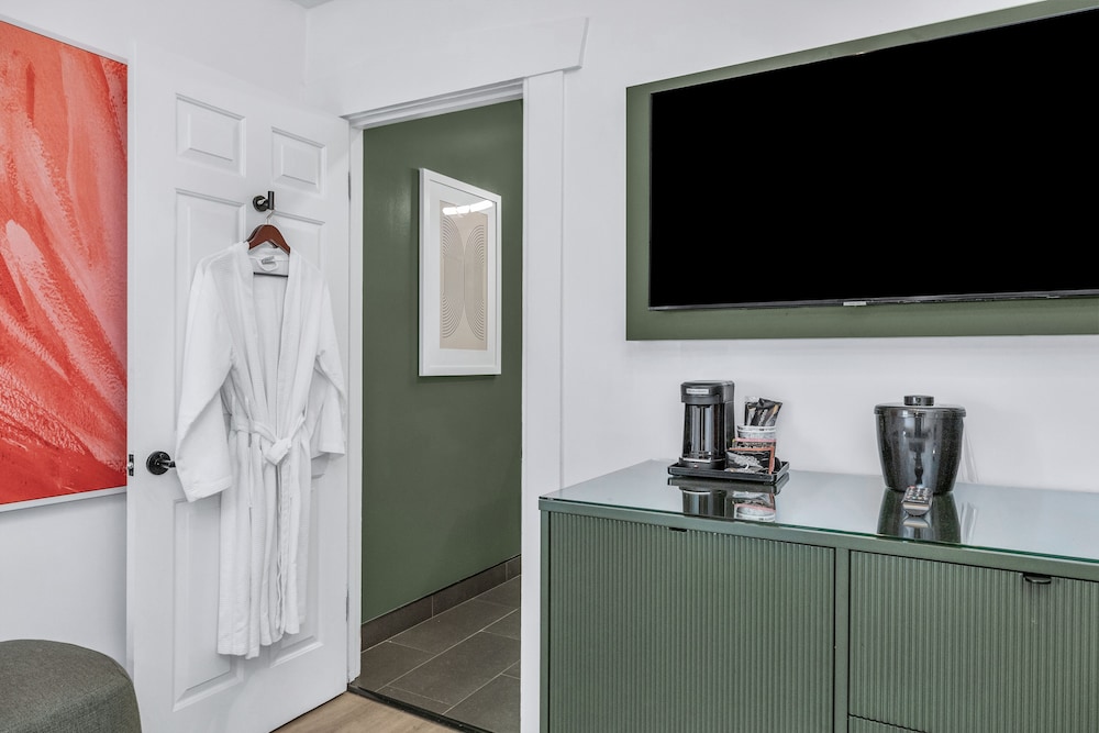 Nob Hill Hotel - photo 21