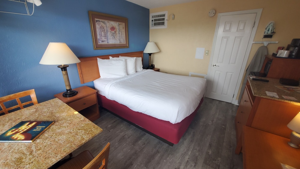 Sandbox Motel - photo 13
