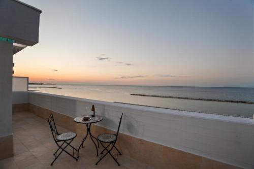 GuestHost Tramonto sul mare Bari Apartment near the airport — 4-Star Luxury Hotel in Bari, Italy