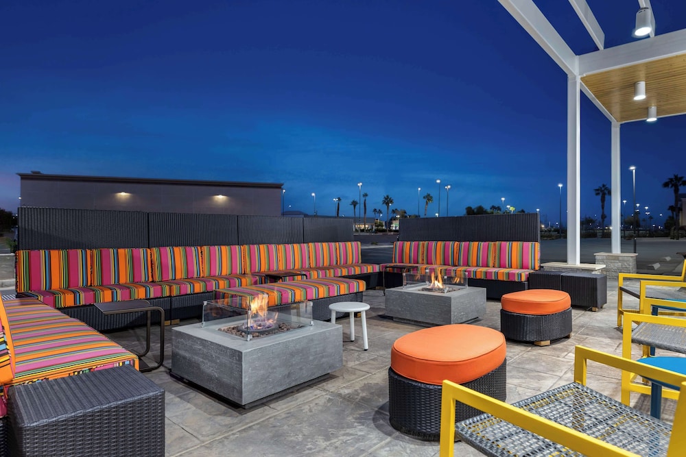 Home2 Suites By Hilton El Centro - photo 34