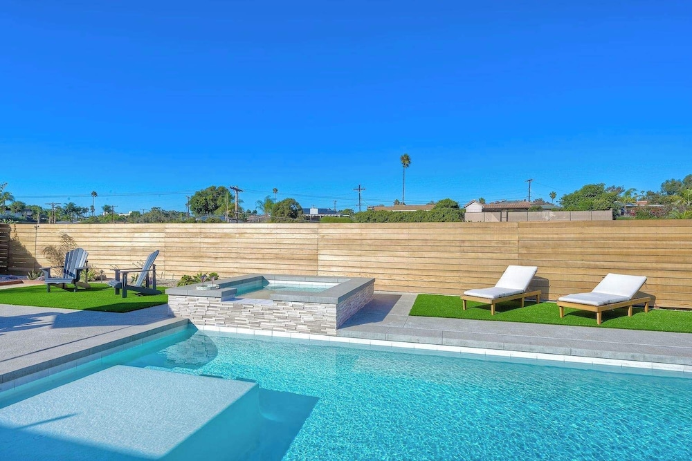 Immaculate 3 BDR in Oceanside Private Pool & Spa - photo 21