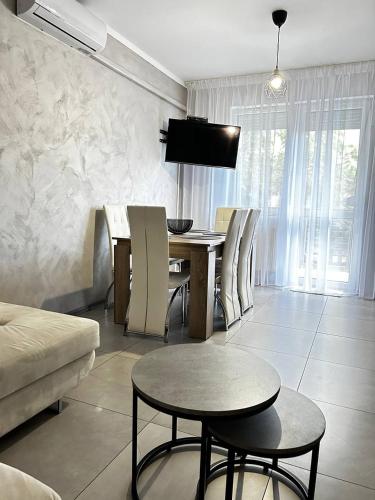 Kolcsey Vip Apartman — 4-Star Luxury Hotel in Hajduszoboszlo, Hungary