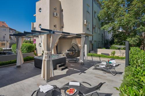 Family Apartment Dubrovnik private jacuzzi terrace private parking